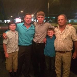 Meet your Posher, Todd